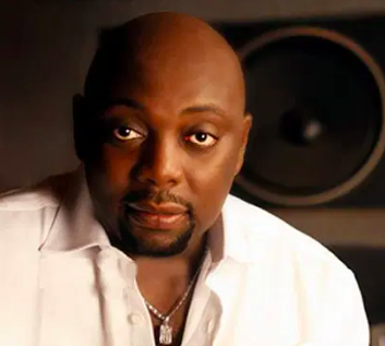 Segun Arinze