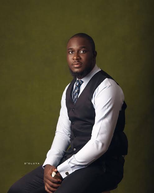 Kiki Bakare